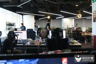 用爱发电也能做出好游戏?这群暗黑粉丝给你答案